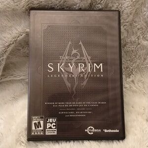 Skyrim Legendary Edition PC game ✨With Inserts: Includes map and sticker✨
